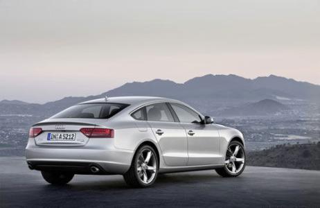 新款2019款奧迪A5 Sportback 首款四門轎跑車的諜照