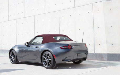 2018年馬自達mx - 5 Miata:改變