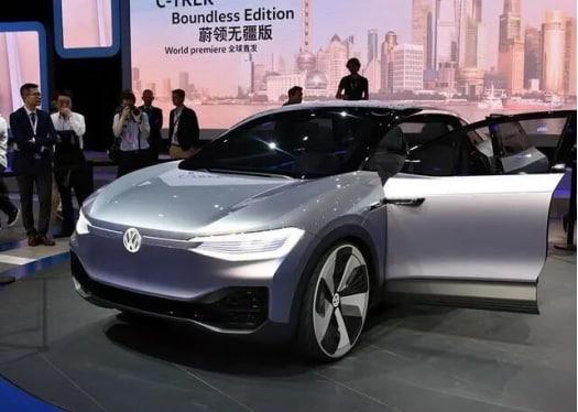 大眾 L5 級自動(dòng)駕駛原型車 GEN.TRAVEL 首秀，造型科幻