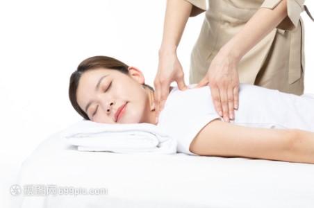 背部按摩咯咯響怎么回事？