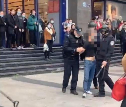 金東一汽車(chē)修理店發(fā)生打架斗毆案，涉事人員被抓捕歸案