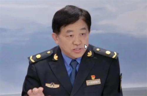 網(wǎng)紅青蛙引發(fā)城市管理爭(zhēng)議，守法與萌態(tài)如何平衡？